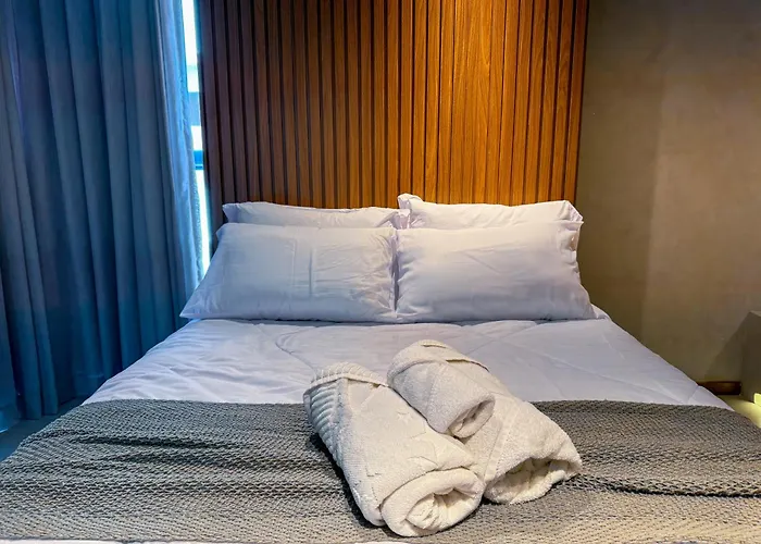 Studio 250M Da Praia I Piscina No Rooftop Com Vista Deslumbrante I Ar-Condicionado I Wifi 100Mbps I Estacionamento I Portaria 24H
